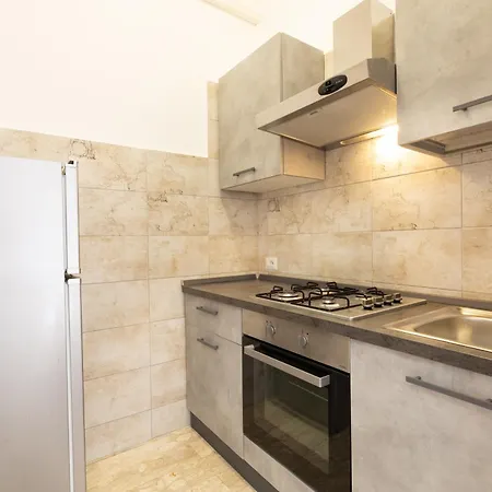Ac, Seaside Daire *